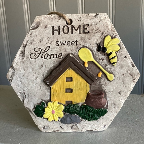 NWT- Hand Painted- Home Sweet Home ππ―πΌ- Hexagonal Cement Hanging Decor Sign - Picture 3 of 17